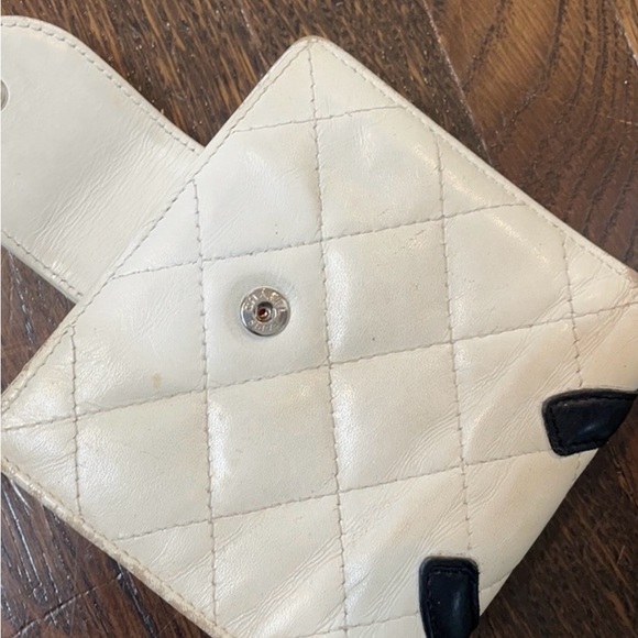 Chanel Cambon Line Tri Fold White Wallet w/White CC. - Picture 3 of 6